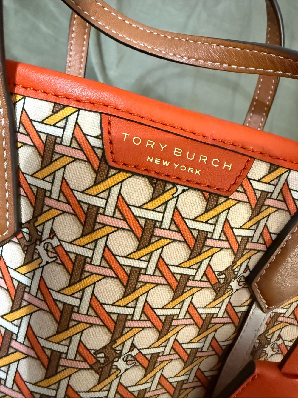 Tory Burch Small Perry Tote - Picture 6 of 10